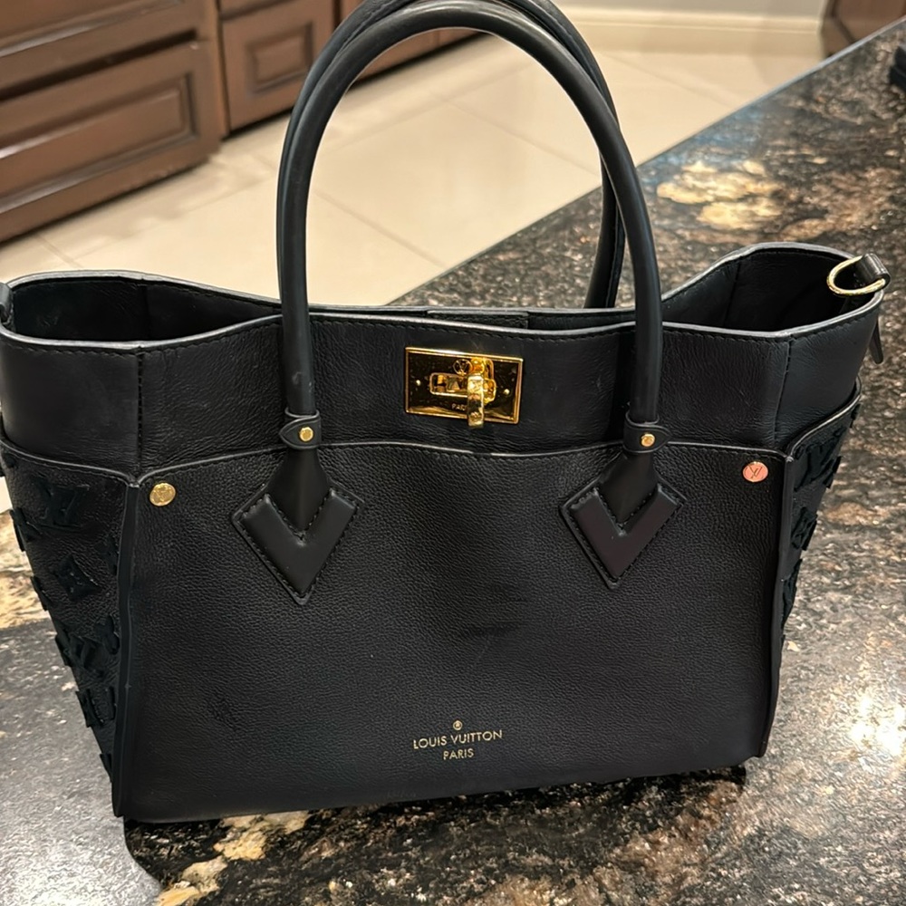 On my side Louis Vuitton tote bag